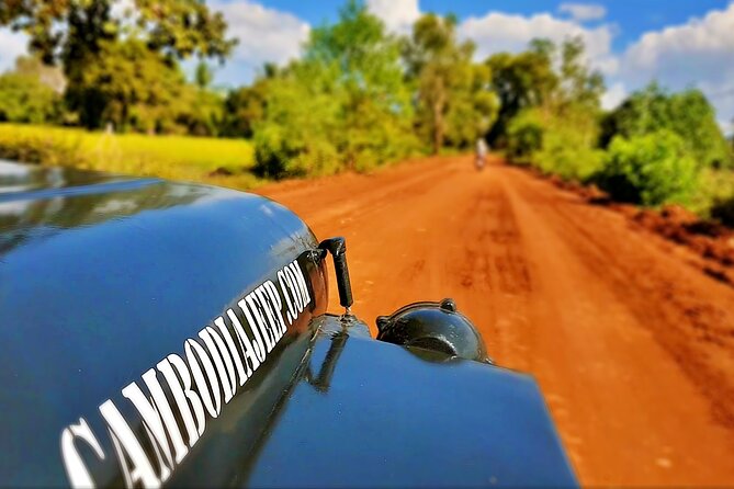 Private Countryside & Floating Village Jeep Tour From Siem Reap - Gaining Cultural Insights