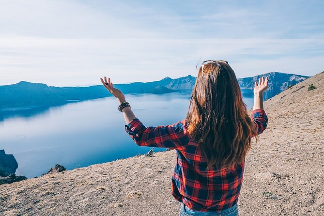 Private Crater Lake Day Trip From Eugene - Exploring Crater Lakes Rim