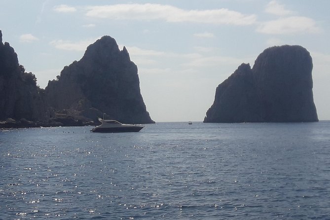 Private Cruise Around Capri - Yacht 50 - Meeting and Pickup Information
