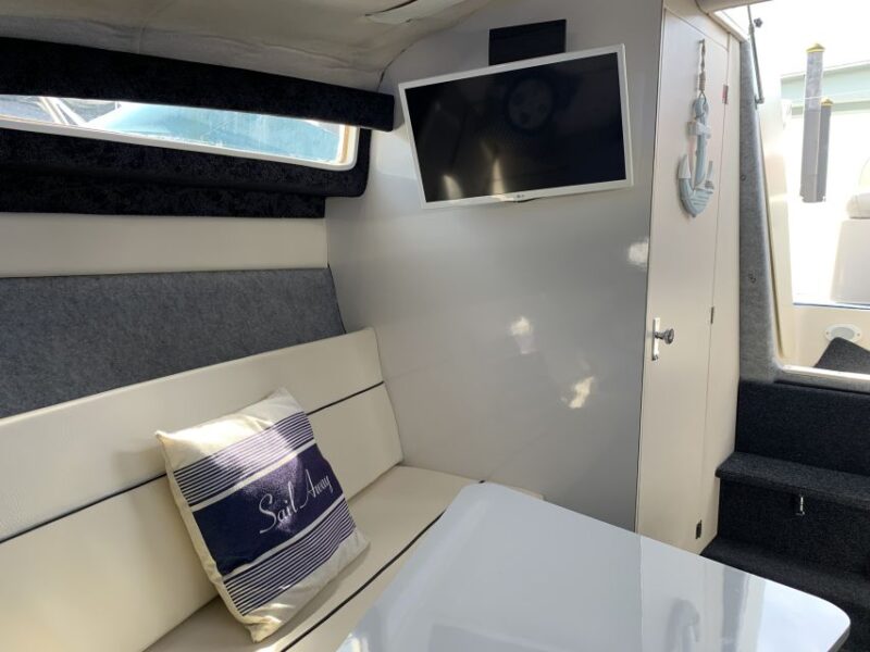 Private Cruise in Rio Douro - 2 Hours - up to 8 Passengers - Key Points