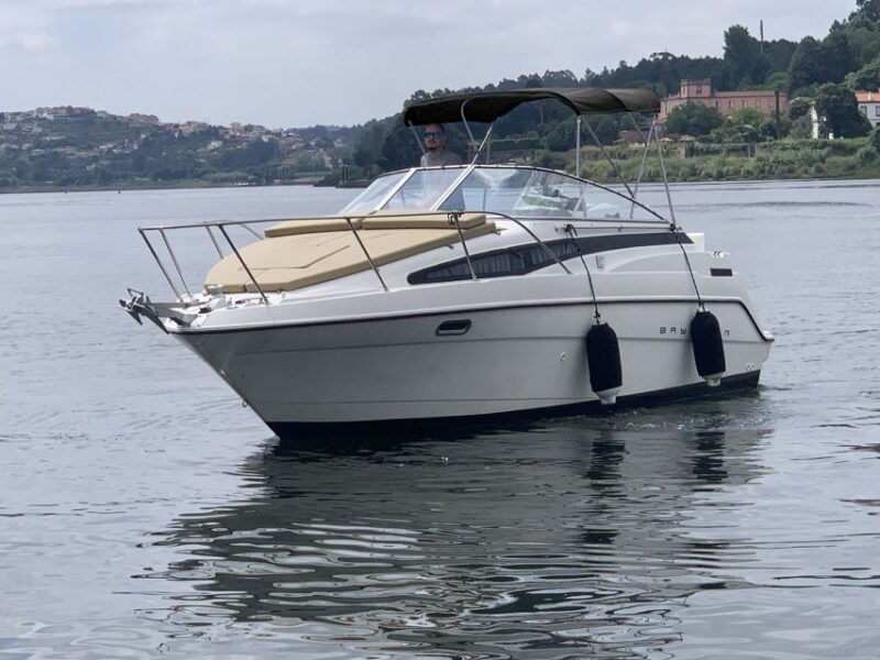 Private Cruise in Rio Douro - 2 Hours - up to 8 Passengers - Boat Specifications