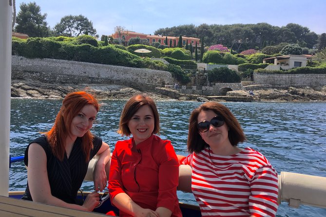 Private Cruise Near Nice and Monaco With Solar Powered Boat - Dress and Safety Considerations