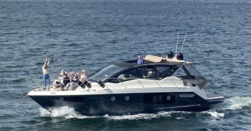 Private Cruise on a Luxury Motor Yacht - Key Points
