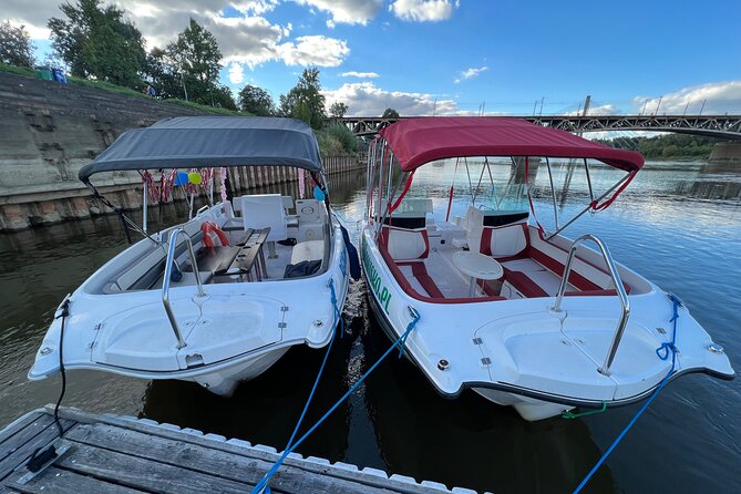 Private Cruise on Vistula in Warsaw for 9 With Our Helmsman - Meeting and Departure Points
