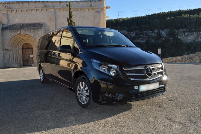 Private Cruise Port to Airport Transfer in Barcelona - Vehicle Specifications