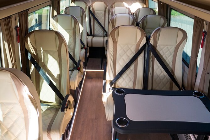 Private Cruise Port to Airport Transfer in Barcelona - Traveler Reviews