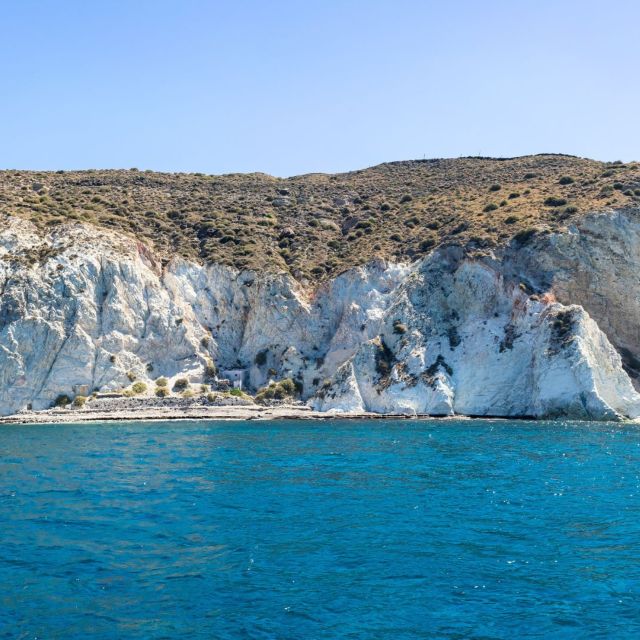 Private Cruise to Caldera & Hot Springs - Santorini - Tour Group Size