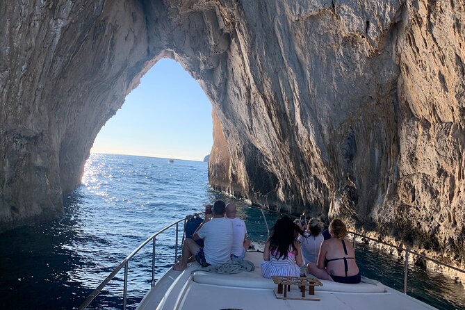 Private Cruise to Capri and Amalfi Coast From Sorrento or Capri - Yacht 50 - Discovering the Wonders of Capri