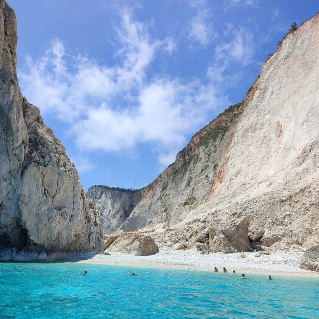 Private Cruise to the Turtle Island, Keri Caves & Mizithres - Included in the Cruise
