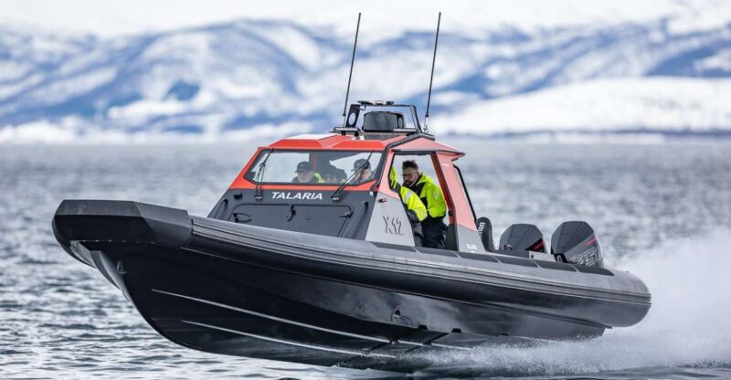 Private Cruise With High Speed RIB - Vessel Specifications
