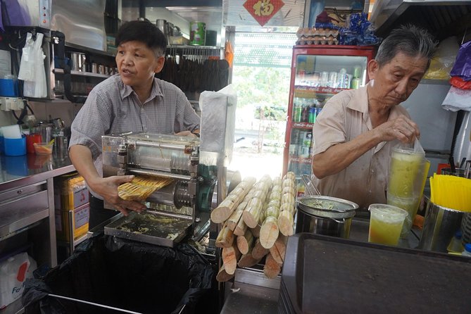 Private Cultural and Historical Singapore Food Tour With Local Hawker Centre - Tour Pace and Flexibility