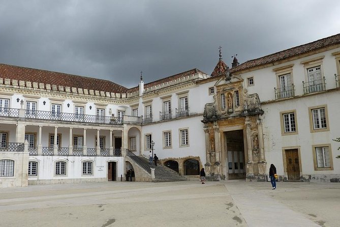Private Cultural Tour Aveiro and Coimbra From Porto - Exploring Aveiro