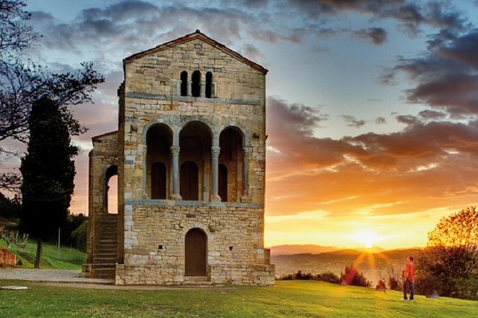 Private Cultural Tour of Oviedo With Pickup - Tour Overview