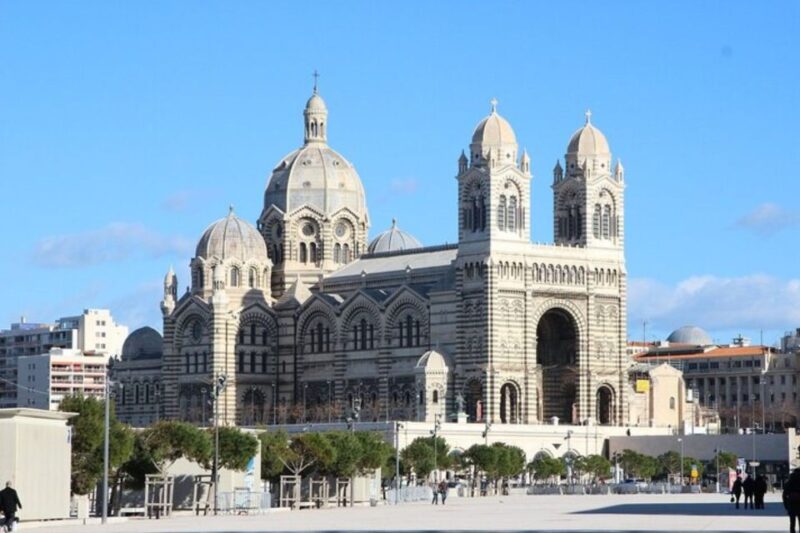 Private Custom Tour With a Local Guide Marseilles - Key Points