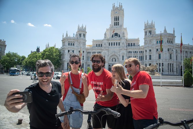 Private Customizable Bike Tour Madrid - Safety and Accessibility Information
