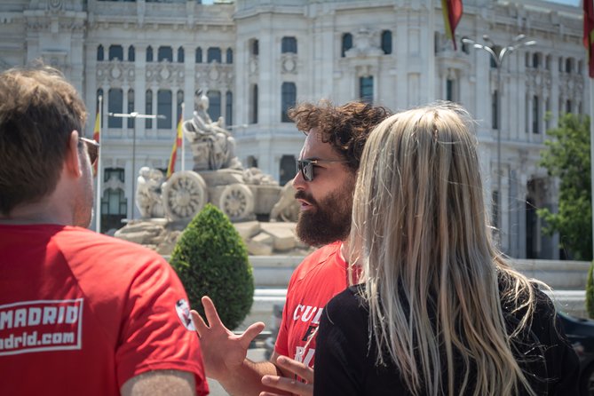 Private Customizable Bike Tour Madrid - Exploring Madrid by Bike