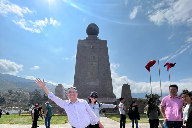 Private Customizable Tour in Quito Included Intiñan Museum - Itinerary Highlights