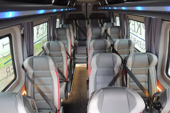 Private Customized Barcelona Tour by Mercedes VIP Bus and Personal Expert Guide - Customer Reviews