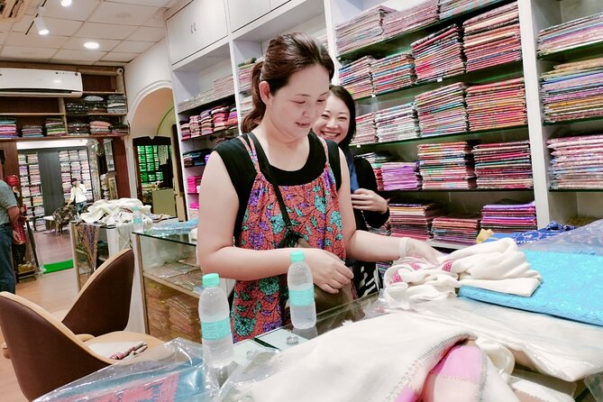 Private Customized Delhi Shopping Tour With Female Consultant - Tour Itinerary