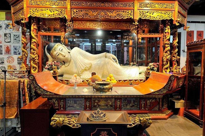 Private Customized Shanghai Shore Excursion Tour of City Highlights With Lunch - Shanghais Vibrant Sights