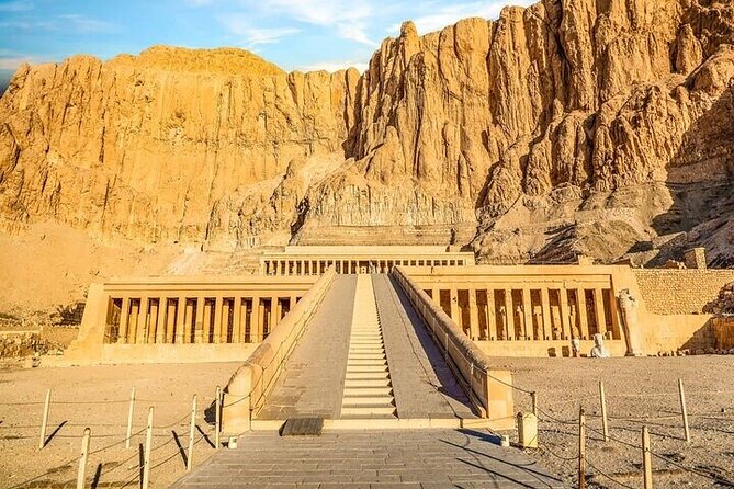 Private Day From Cairo to Luxor by Plane With Hotel,Balloon,West,East and Lunch - Luxor Restaurant Lunch