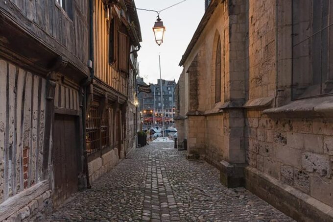 Private Day in Étretat and Honfleur, the Jewels of Normandy - Booking and Customization Options