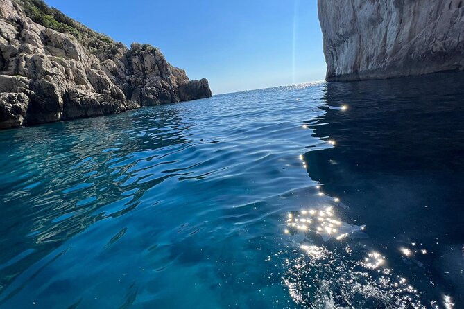 Private Day on Gozzo Boat in Capri - Visiting Villa Malaparte