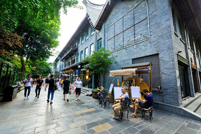 Private Day Tour: Chengdu Panda Base & Downtown Walking Tour - Tour Timing and Pickup Details