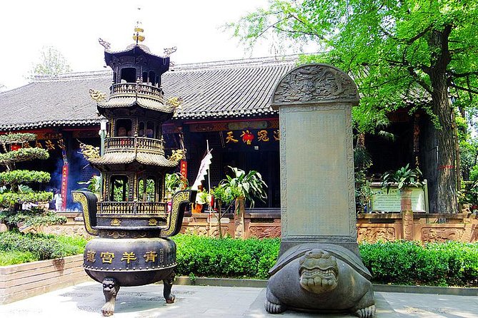 Private Day Tour: Chengdu Panda Base & Downtown Walking Tour - Booking Information and Policies
