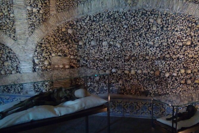 Private Day Tour Évora Cork Wine Temple of Diana and Bone Chapel - Bone Chapel Exploration