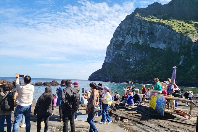 Private Day Tour for Stay Seogwipo Area Customers in Jeju Island - Customizable Itinerary