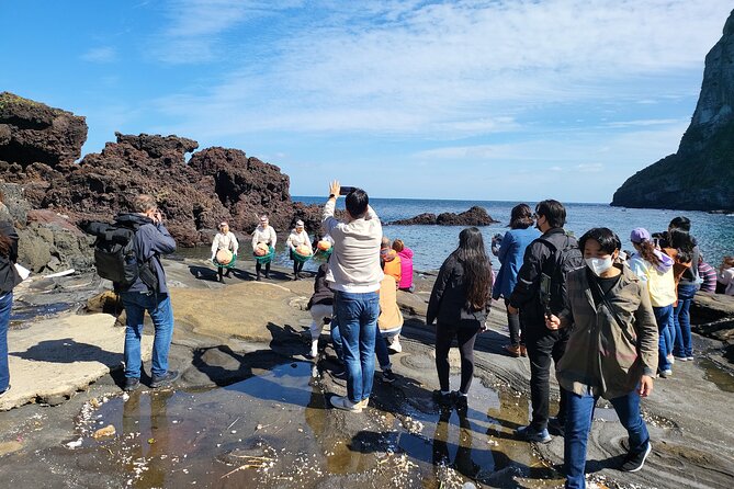 Private Day Tour for Stay Seogwipo Area Customers in Jeju Island - Tour Highlights