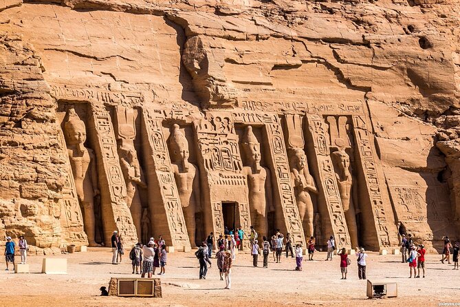 Private Day Tour From Aswan to Abu Simbel - Exploring Abu Simbel