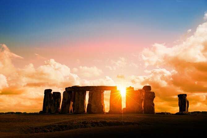 Private Day Tour From Bath to Avebury and Stonehenge With Pickup - Stonehenge