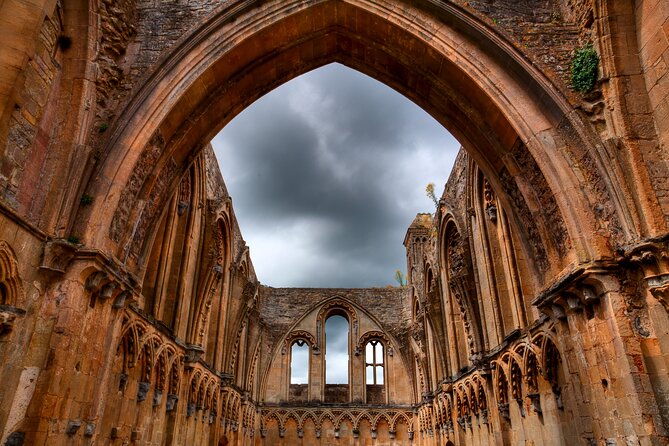 Private Day Tour From Bath to Glastonbury and Wells With Pickup - Cancellation and Refund Policy