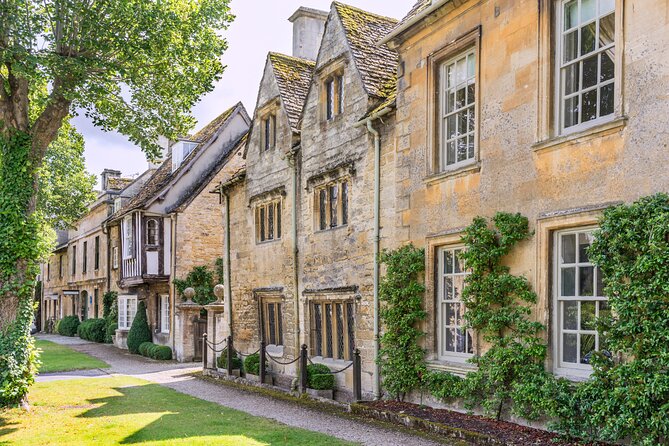 Private Day Tour From Bath to the Captivating Cotswolds - Confirmation and Delay Notification