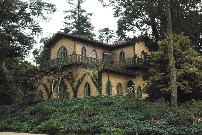 Private Day Tour From the Centre to the Highest Point in Sintra. - Key Points