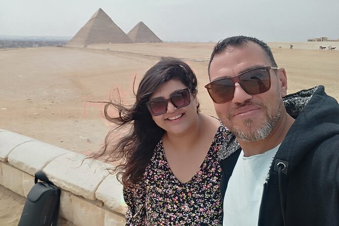 Private Day Tour Giza Pyramids and Sphinx From Cairo Giza Hotels - Tips for Your Tour