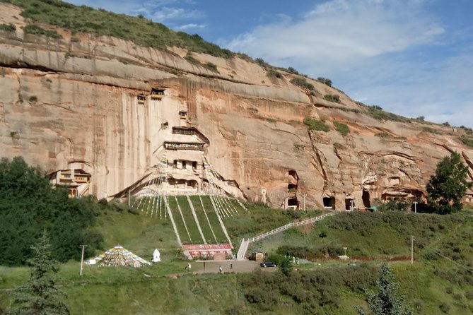 Private Day Tour: Horse Hoof Temple Grottoes and Zhangye Danxia Landform - Good To Know
