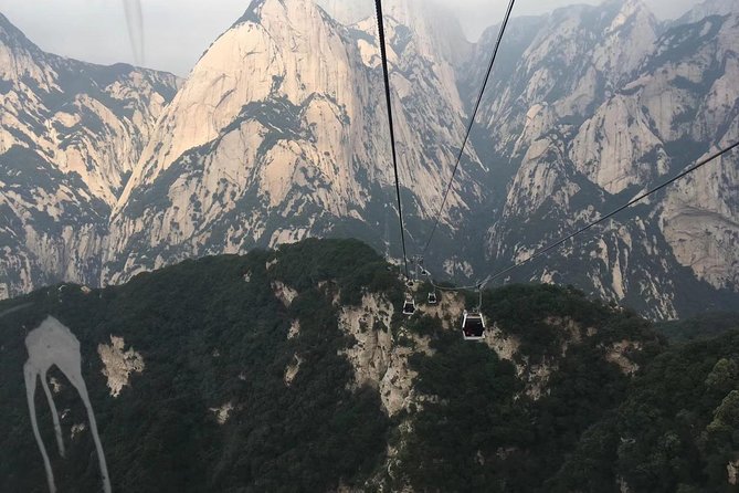 Private Day Tour: Mountain Huashan With Local Food - Tour Overview