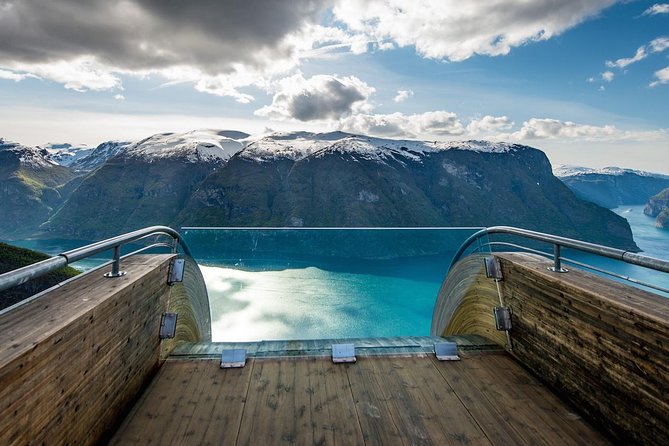 Private Day Tour - Nærøyfjord Cruise & Undredal House of Cheese - Undredal Stave Church