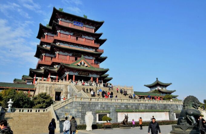 Private Day Tour: Nanchang City Highlights in One Day - Exploring August 1 Uprising Memorial Hall