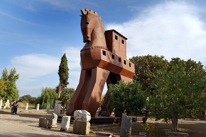 Private Day-Tour of Ancient Battle Fields (Troy & Gallipoli) - The Trojan Horse Statue