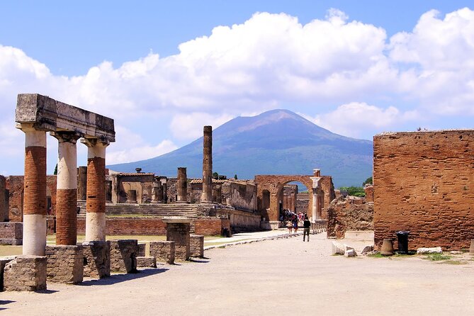 Private Day Tour Pompeii and Positano Coast - Key Points