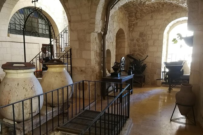 Private Day Tour: St. Georges Monastery, Wadi Qelt, Mar Saba, and Bethlehem - What to Expect
