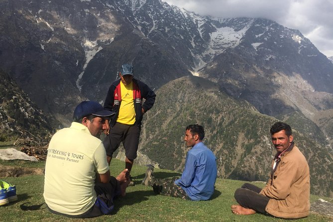 Private Day Tour - Sunrise Trek Kunjapuri to Rishikesh - Good To Know