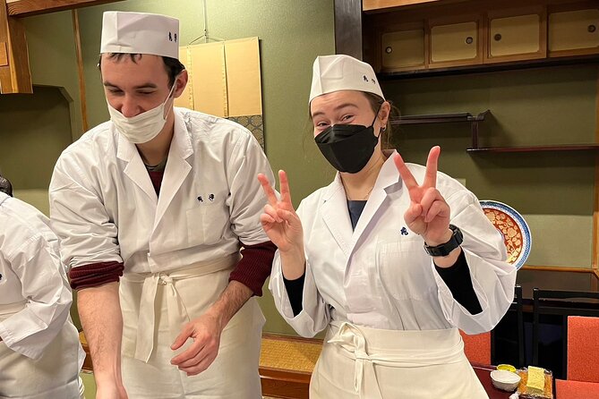 Private Day Tour Through Niigata City (History, Sushi, and Sake) - Booking and Pricing Details