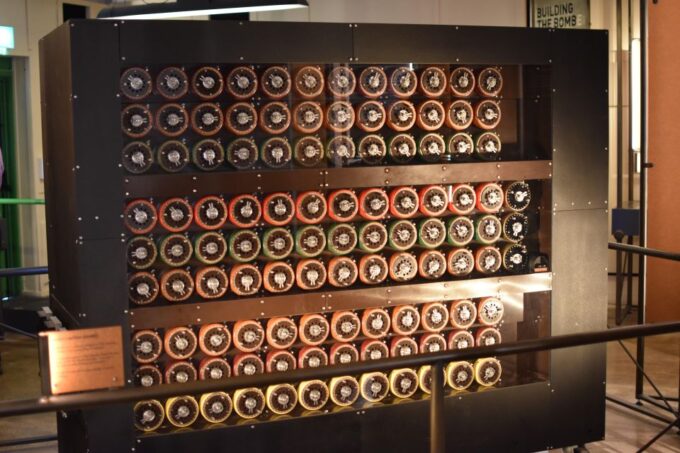 Private Day Tour to Bletchley Park. - Refreshments and Inclusions