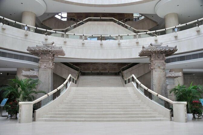 Private Day Tour to Ciqikou, Liziba, Jiefangbei etc. in Chongqing - Introduction