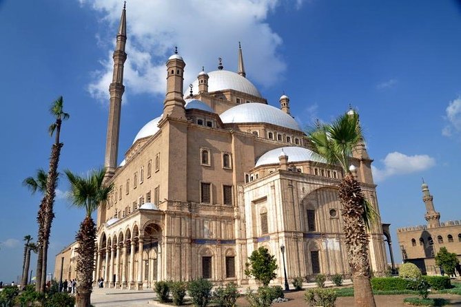 Private Day Tour to Coptic Cairo, Islamic Cairo and Bazaar - Exploring the Ben Ezra Synagogue